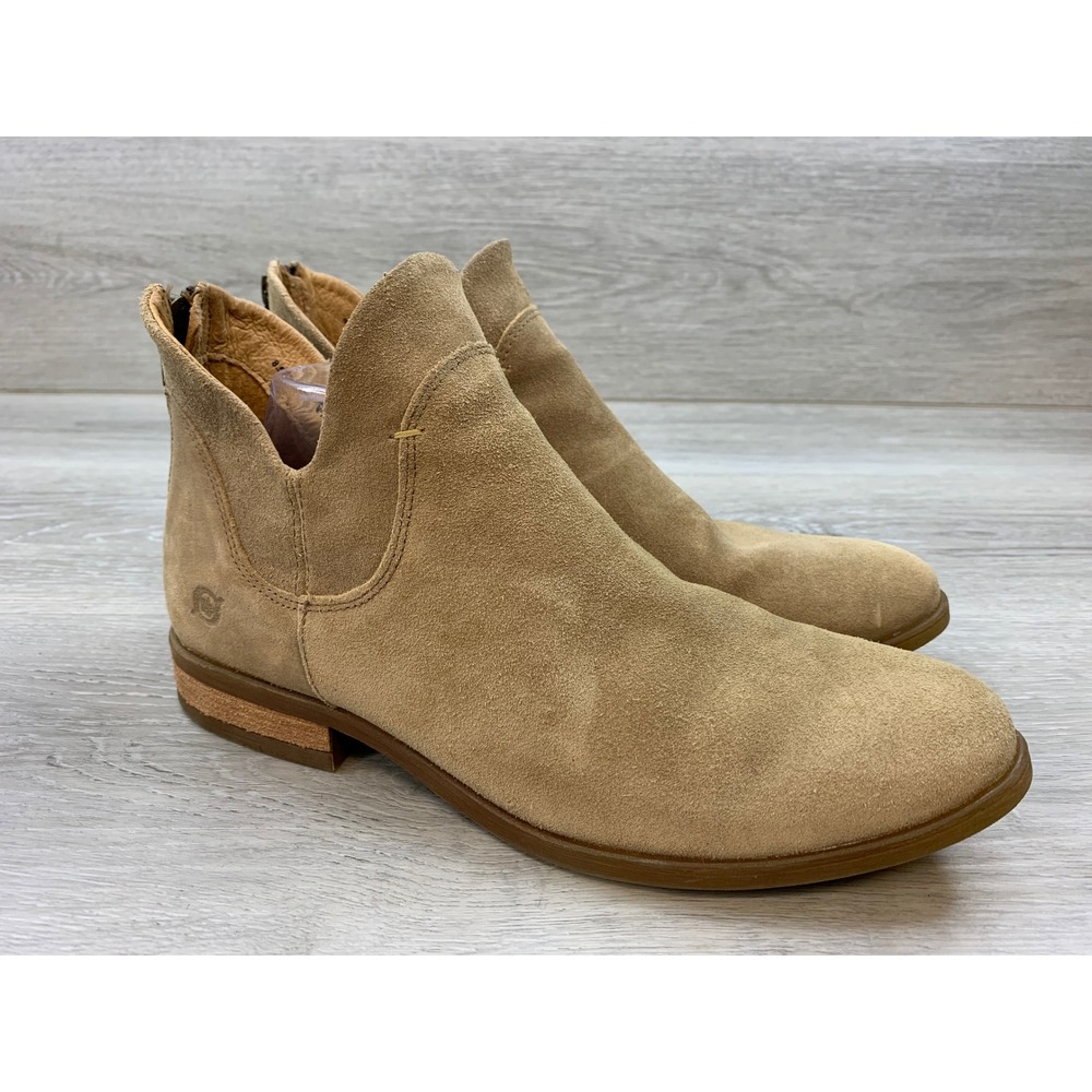 Born Kerri Tan Suede Ankle Boots V-Cut Back Zip Booties Women's 8.5 Shoes